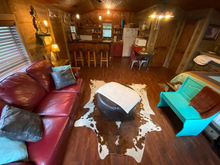 8Th St. Cowboy Haus I Biker Friendly I River Бандера Екстериор снимка